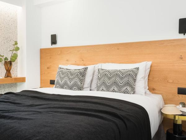 11 Enteka Acropolis Suites : photo 4 de la chambre chambre deluxe