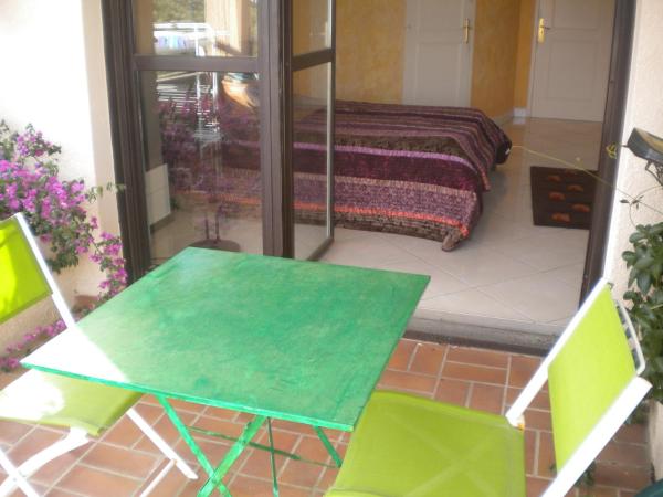 Chambre hôtes Wagram : photo 3 de la chambre chambre double deluxe avec balcon - vue sur mer