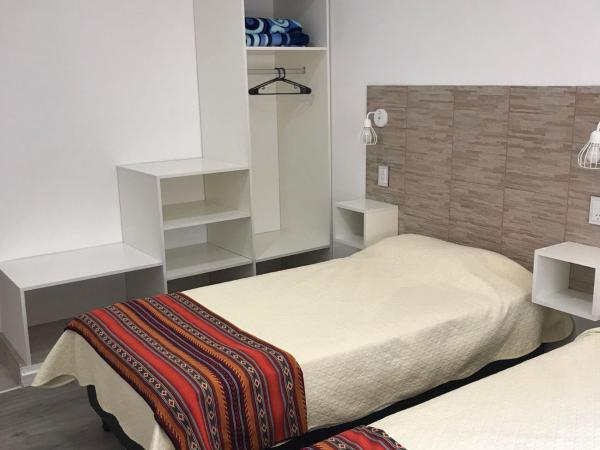 Guest House Salta : photo 2 de la chambre chambre lits jumeaux supérieure