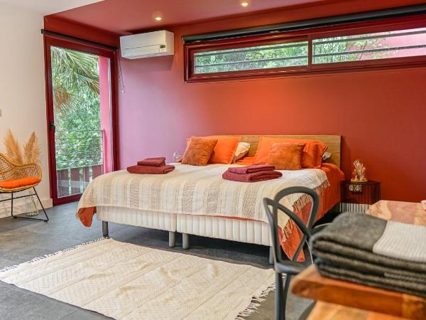 VILLA MAGNOLIA : photo 4 de la chambre chambre lit king-size supérieure