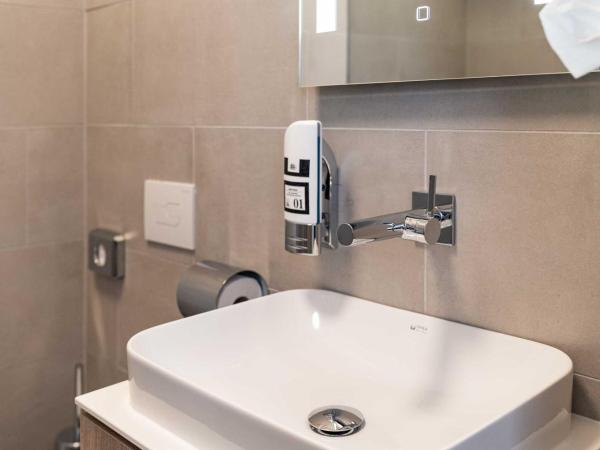 Villa Flöckner Bed & Breakfast : photo 6 de la chambre petite chambre lits jumeaux