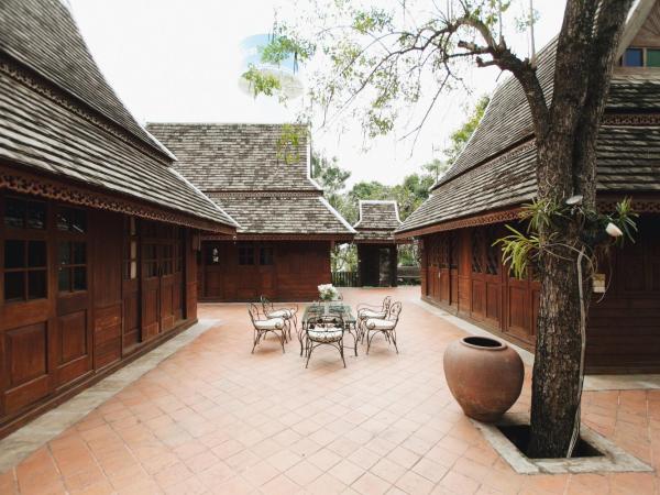 Baansuwanburi - บ้านสุวรรณบุรี : photo 5 de la chambre chambre lits jumeaux avec terrasse