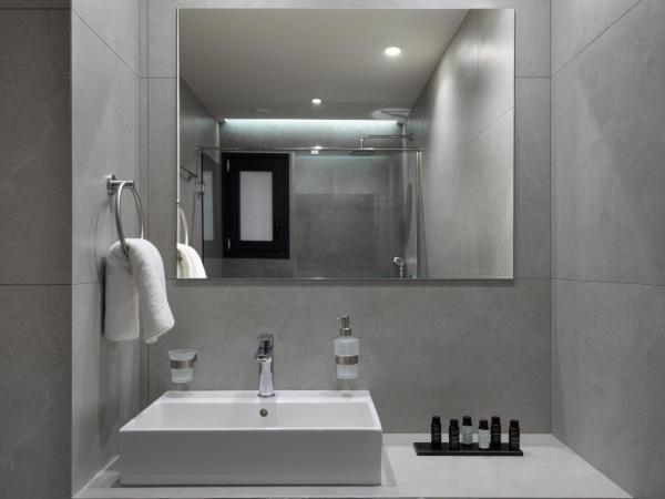 Hestia - Alexandras 38 : photo 4 de la chambre appartement standard avec balcon