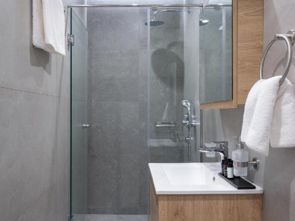 Hestia - Alexandras 38 : photo 9 de la chambre appartement familial avec balcon