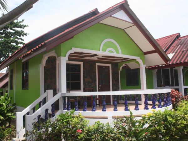 Nature Beach Resort, Koh Lanta : photo 10 de la chambre bungalow de luxe climatisé (3 adultes)