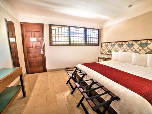 Hotel Caribe Merida Yucatan : photo 4 de la chambre chambre lit king-size supérieure