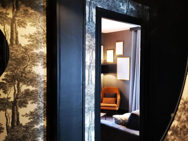 Hôtel Le Boeuf Couronné Chartres - Logis Hotels : photo 6 de la chambre chambre double supérieure