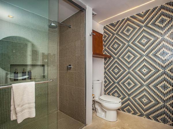 Hotel B Unique : photo 3 de la chambre grand hébergement - vue sur jungle