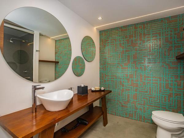 Hotel B Unique : photo 4 de la chambre grand hébergement côté océan