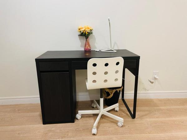 MT house : photo 4 de la chambre chambre lit queen-size avec salle de bains commune