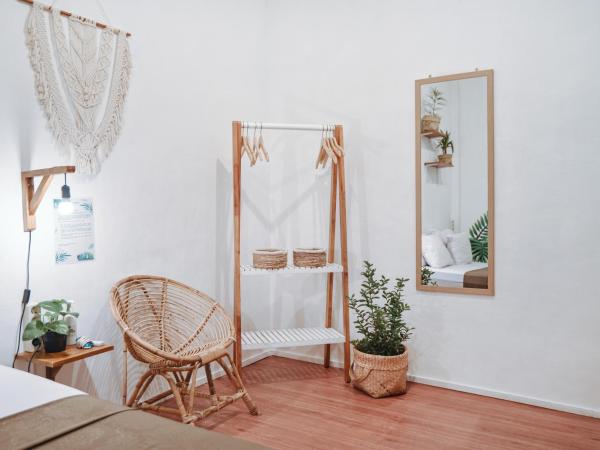 Snooze : photo 2 de la chambre chambre double standard avec salle de bains commune