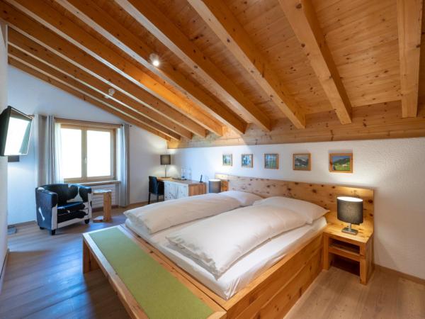 Berghotel Randolins : photo 2 de la chambre chambre double avec balcon