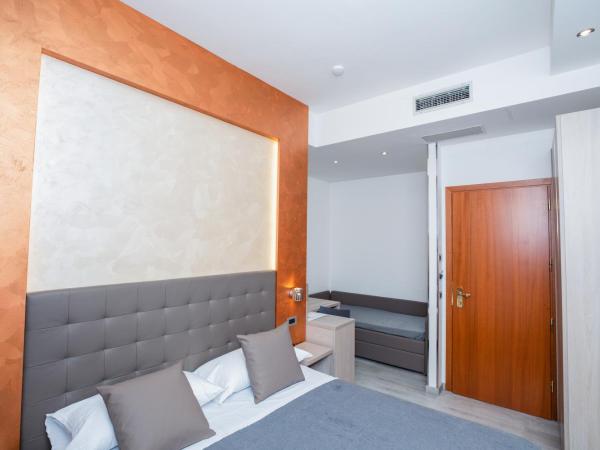 Hotel Gabbiano : photo 7 de la chambre chambre triple confort