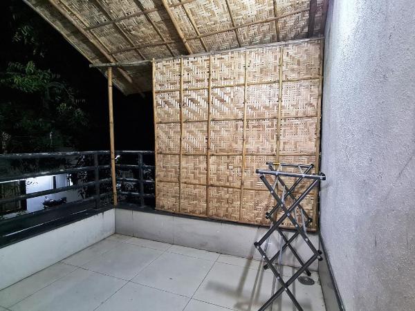 Lifespace- Spacious Hostel in a Luxurious Villa : photo 7 de la chambre lit dans dortoir pour femmes de 6 lits