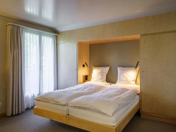 Hotel Alpenruhe - Vintage Design Hotel : photo 3 de la chambre chambre lit queen-size avec balcon