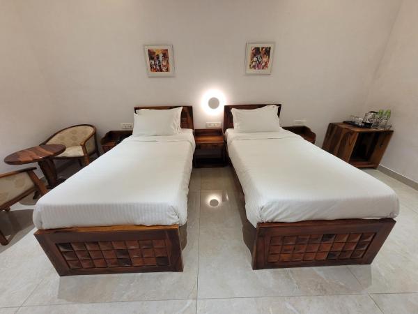 Aura Gold Resort : photo 2 de la chambre chambre lit king-size deluxe