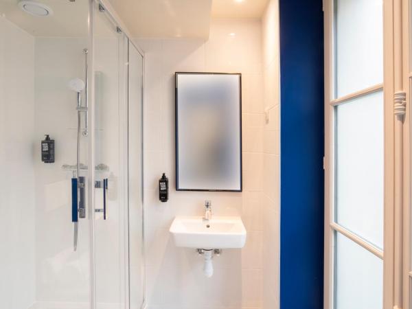 ibis Styles Paris Opera Lafayette : photo 1 de la chambre chambre standard avec grand lit