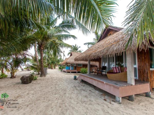 K.B. Resort : photo 8 de la chambre bungalow - côté plage