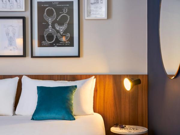 Mercure Paris Montparnasse Pasteur : photo 2 de la chambre chambre double standard