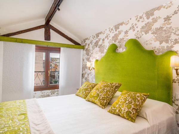 Hotel Villa Rosa : photo 10 de la chambre chambre triple