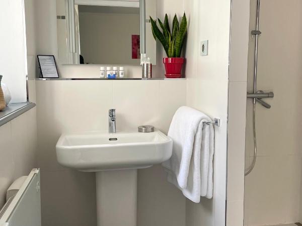 Domaine de l'Enclos : photo 4 de la chambre chambre quadruple supérieure