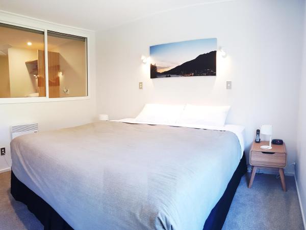 St James Apartments : photo 4 de la chambre appartement deluxe avec 2 chambres et 1 salle de bains