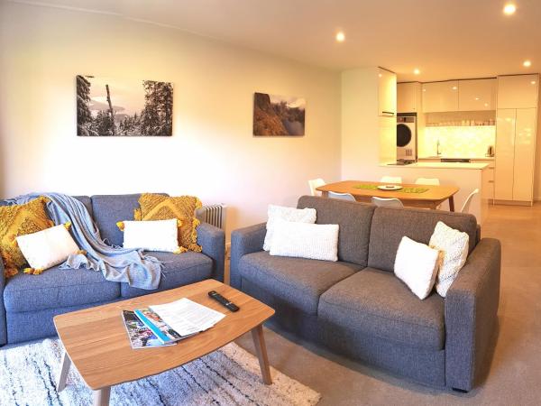 St James Apartments : photo 5 de la chambre appartement deluxe avec 2 chambres et 1 salle de bains