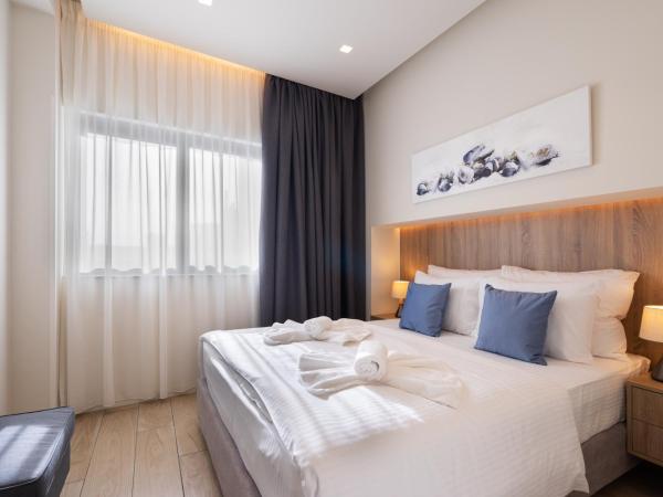 Hestia - Romvis 9 : photo 3 de la chambre appartement confort avec balcon