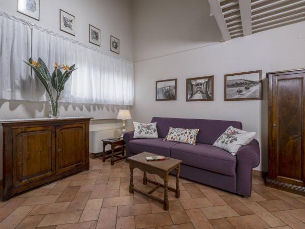 Borgo Grondaie : photo 5 de la chambre appartement chambre double + canapé-lit (4 adultes)