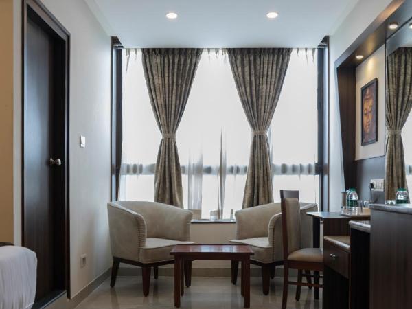 Nice Stay The Business Hotel : photo 4 de la chambre chambre lit king-size deluxe