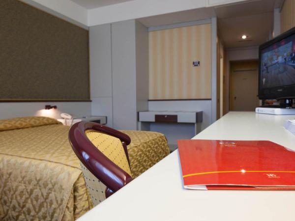 Hotel Maxim : photo 1 de la chambre chambre double - occupation simple