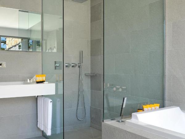 Sezz Saint-Tropez : photo 6 de la chambre chambre lit king-size