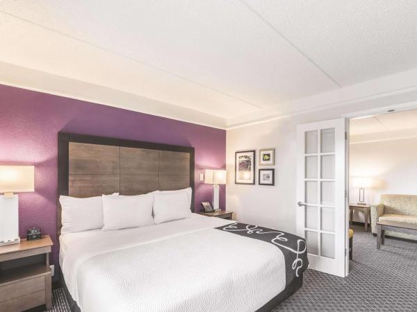 La Quinta by Wyndham Austin Airport : photo 1 de la chambre chambre lit king-size deluxe - non-fumeurs 