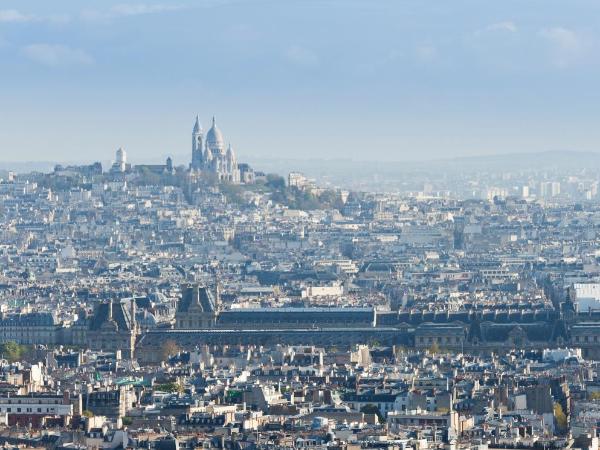 Pullman Paris Montparnasse : photo 9 de la chambre chambre familiale premium deluxe avec 2 chambres communicantes et 2 lits doubles - vue sur paris