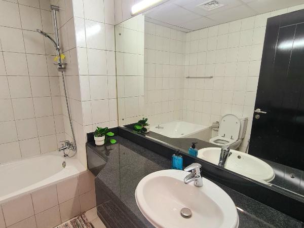 Expo Stay : photo 6 de la chambre lit dans dortoir mixte de 8 lits