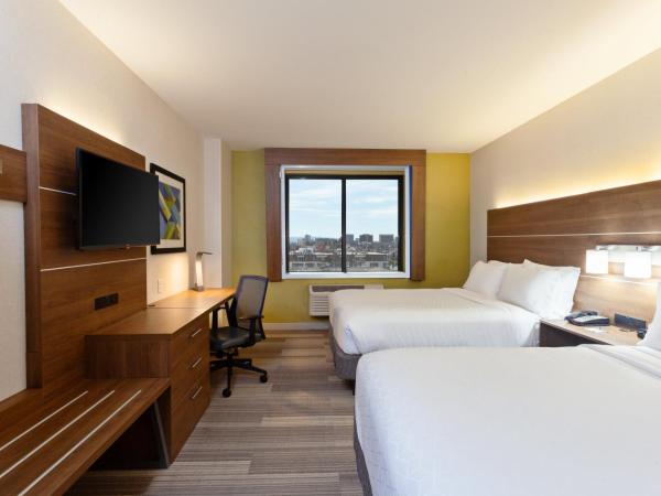 Holiday Inn Express Los Angeles LAX Airport, an IHG Hotel : photo 2 de la chambre chambre exécutive avec 2 lits doubles