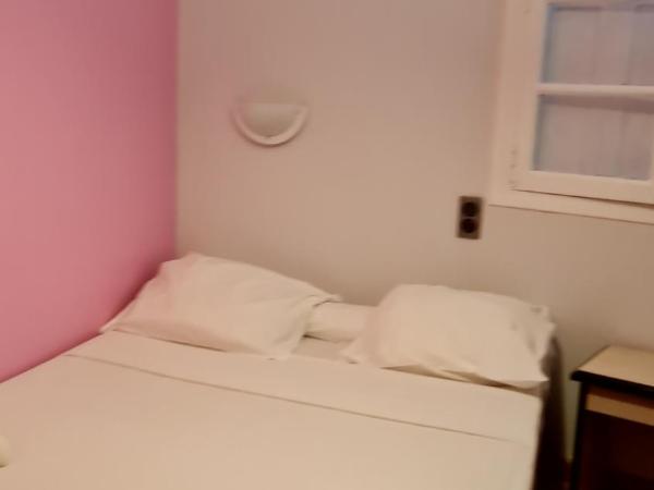 Hôtel Le Milan : photo 2 de la chambre chambre simple