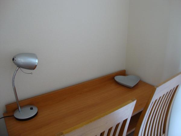 Hôtel de L'Avenue : photo 10 de la chambre chambre double