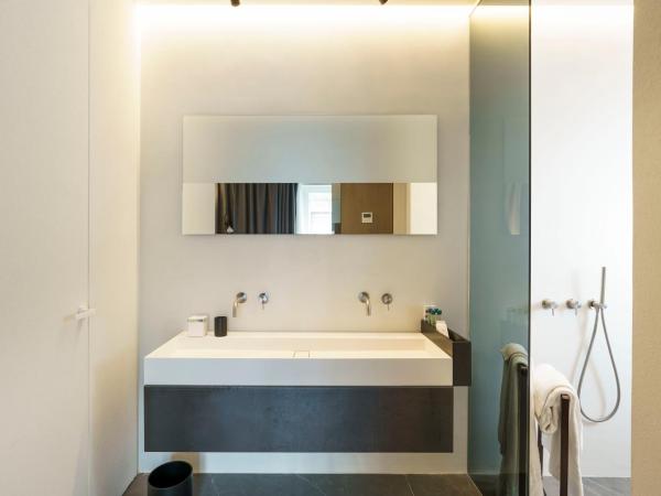 Meo Design Suites & Spa : photo 8 de la chambre chambre lit king-size deluxe