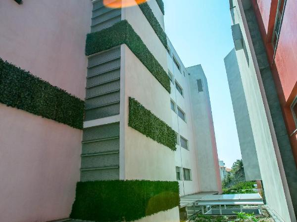 Royal Antibes - Luxury Hotel, Résidence, Beach & Spa : photo 3 de la chambre chambre double ou lits jumeaux classique - vue sur cour