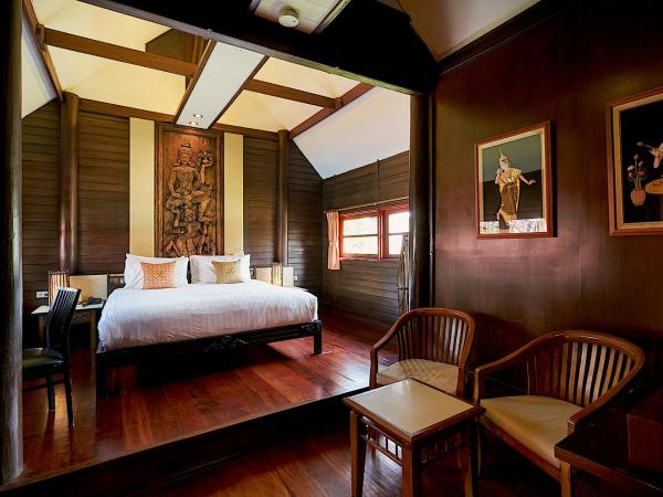 Ruenkanok Thaihouse Resort : photo 7 de la chambre villa au bord de la piscine