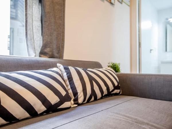 COOL LOFTS center valencia : photo 10 de la chambre chambre double avec salle de bains privative