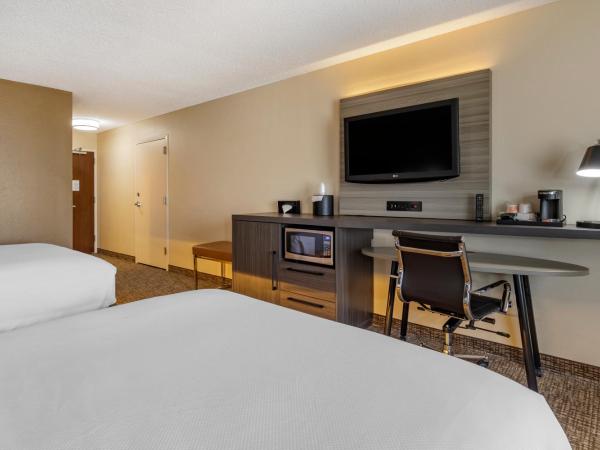 Comfort Inn & Suites North Dallas-Addison : photo 4 de la chambre chambre double avec 2 lits doubles