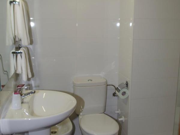 Pensión Pardo : photo 8 de la chambre chambre double ou lits jumeaux