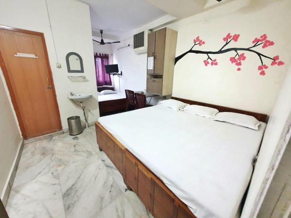 Georgian Inn : photo 6 de la chambre chambre familiale avec salle de bains