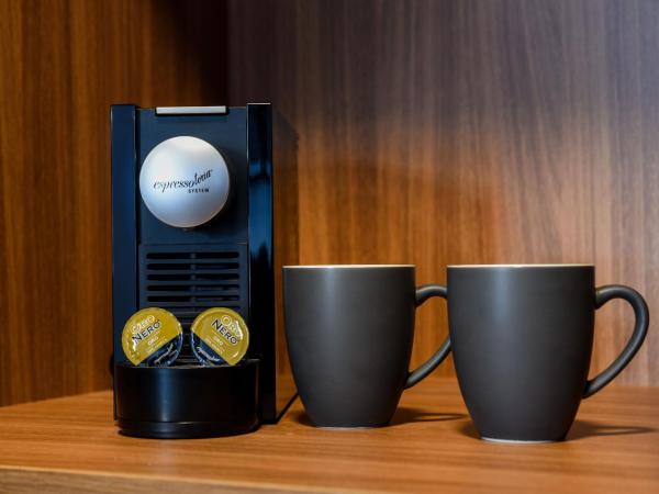 HotelMOTEL Adelaide : photo 4 de la chambre hm king room