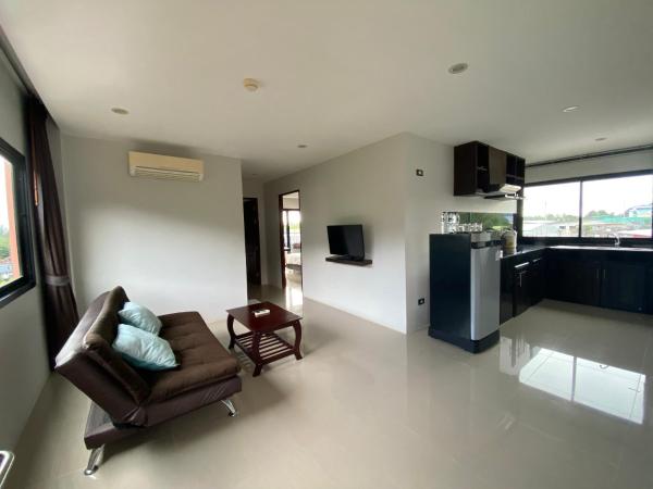 Rakkawan Residence - SHA EXTRA PLUS : photo 4 de la chambre suite familiale