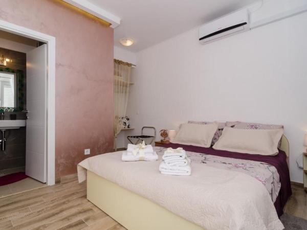 Apartment & Room Lady O : photo 2 de la chambre chambre double avec terrasse