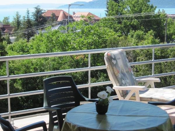 Süle Apartments & Rooms : photo 1 de la chambre appartement supérieur (2 adultes)