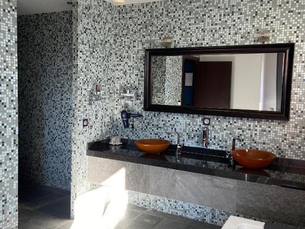 Les Suites du Lac : photo 9 de la chambre chambre triple confort